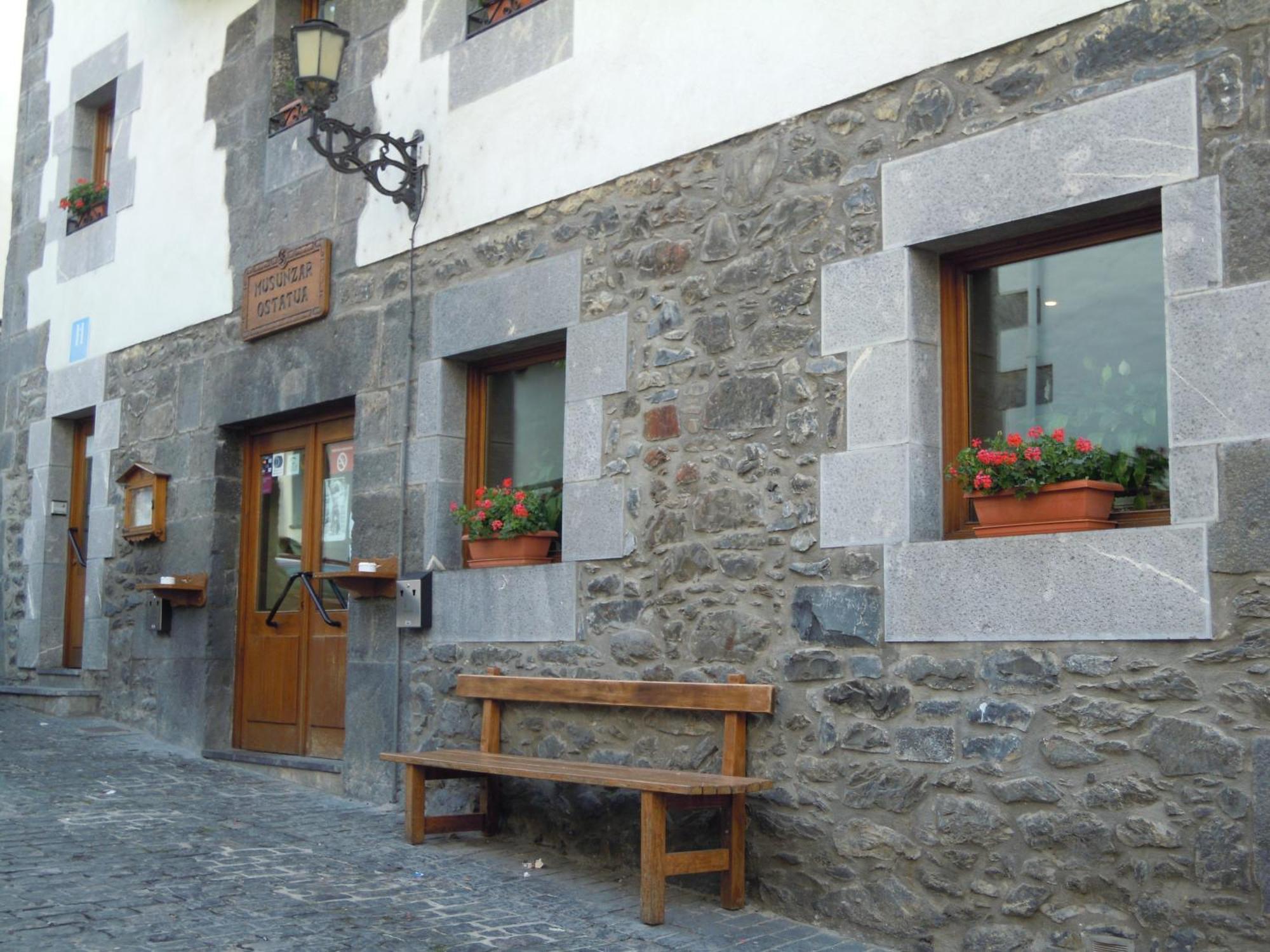 Hostal Musunzar Leitza  Dış mekan fotoğraf